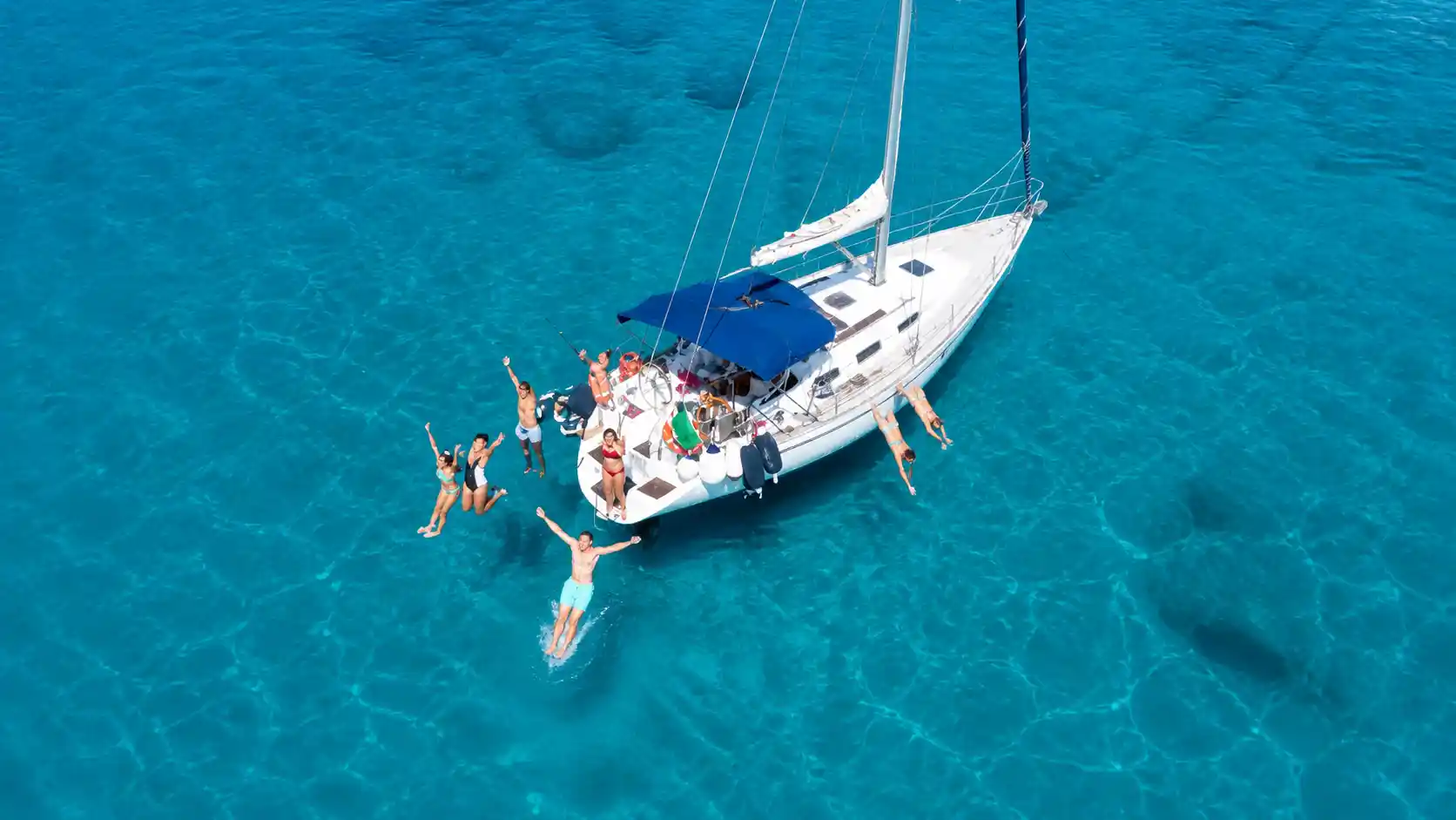 Group sailing experience in Lloret de Mar on the Costa Brava